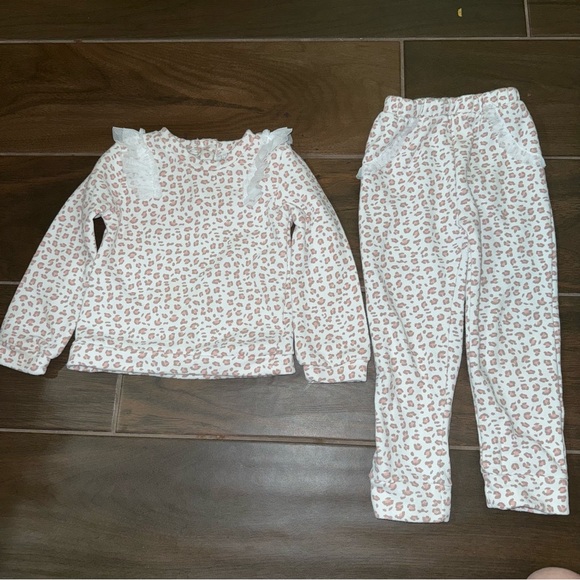 Nicole Miller Girl’s Pink White Leopard Print Tulle Sweatshirt Pants Sweatsuit - Picture 3 of 8